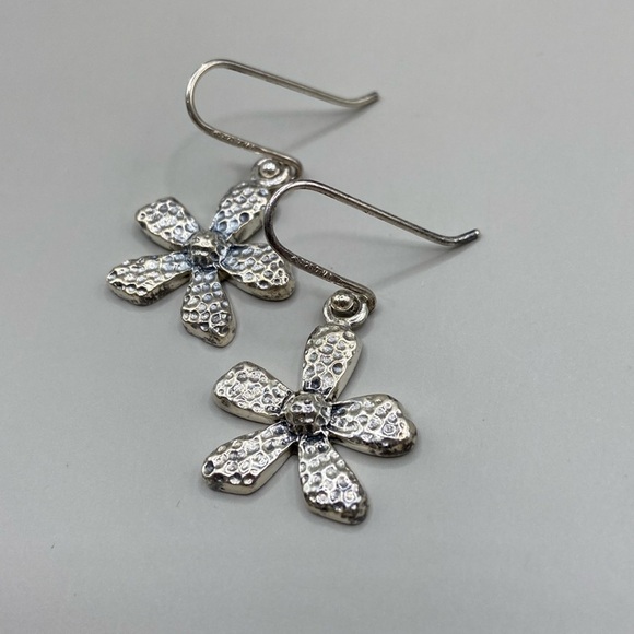 Silpada Textured Dimpled Daisy Earrings - Picture 3 of 6